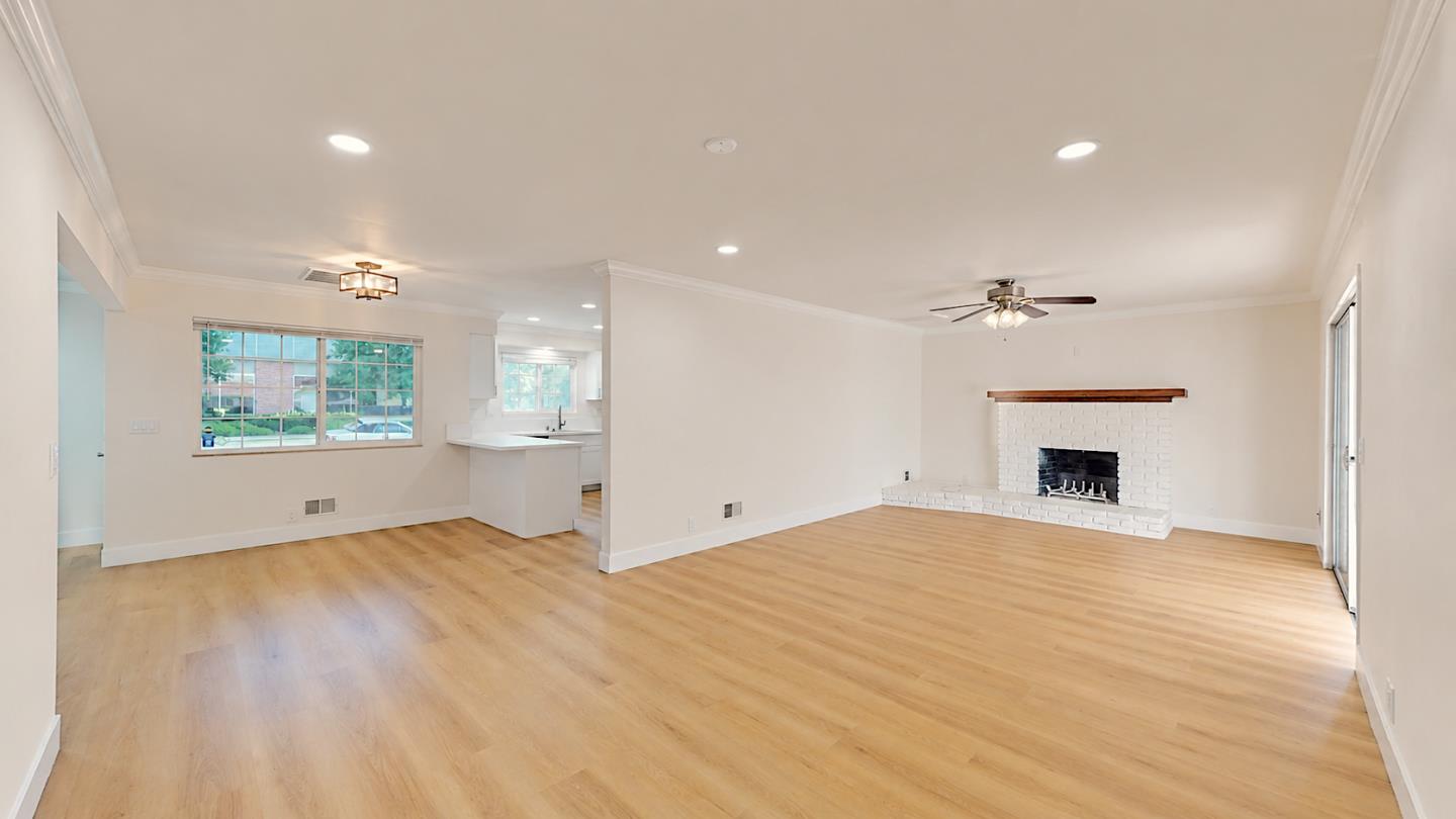 100 Pedras Road, Turlock, CA 95382