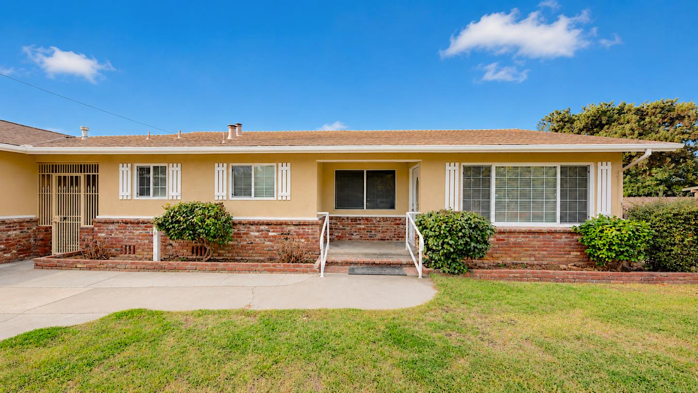 100 Pedras Road, Turlock, CA 95382