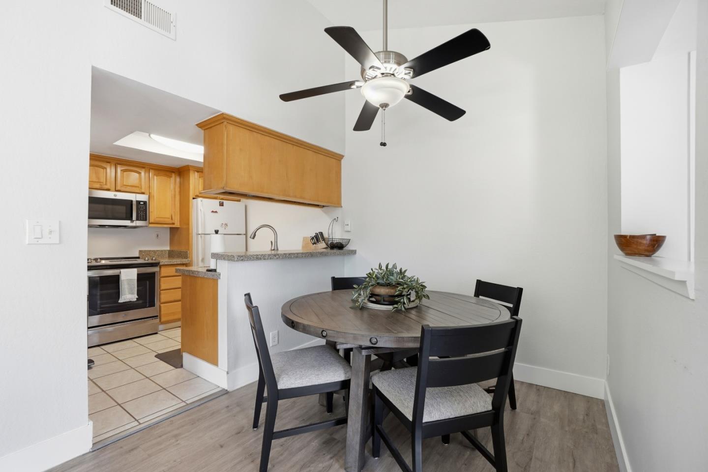 55 Massolo Drive, #H, Pleasant Hill, CA 94523