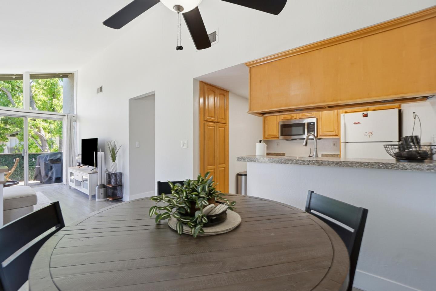 55 Massolo Drive, #H, Pleasant Hill, CA 94523