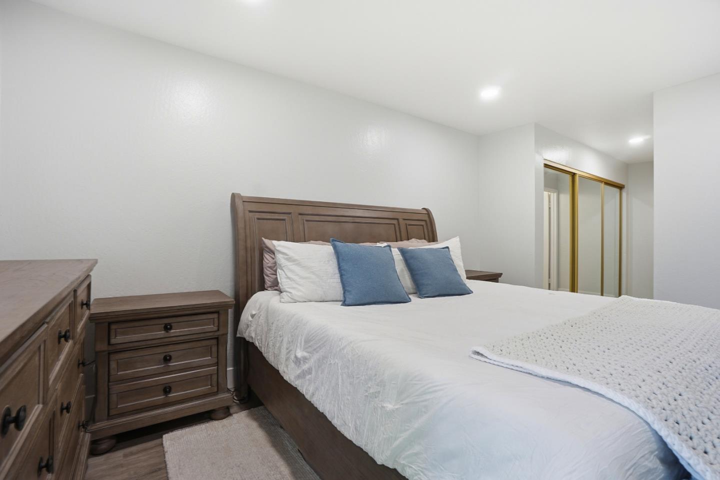 55 Massolo Drive, #H, Pleasant Hill, CA 94523