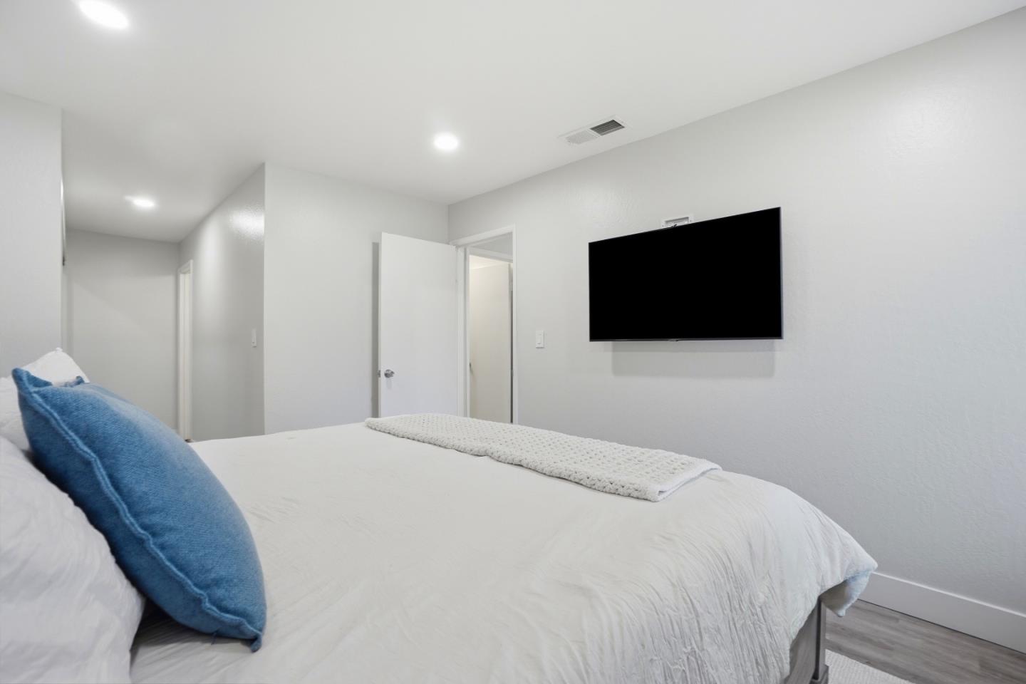 55 Massolo Drive, #H, Pleasant Hill, CA 94523