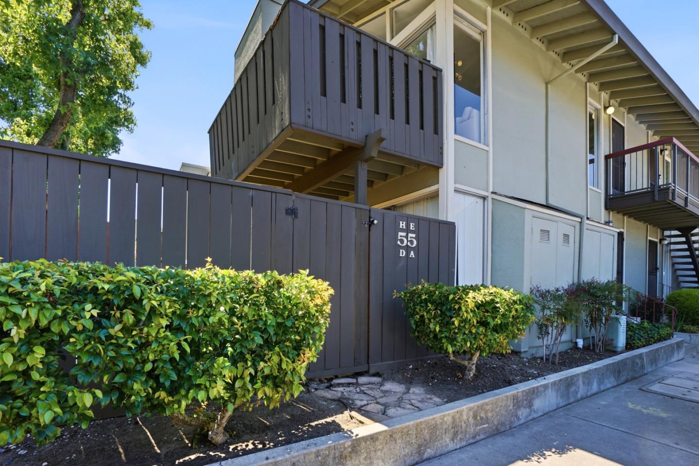 55 Massolo Drive, #H, Pleasant Hill, CA 94523