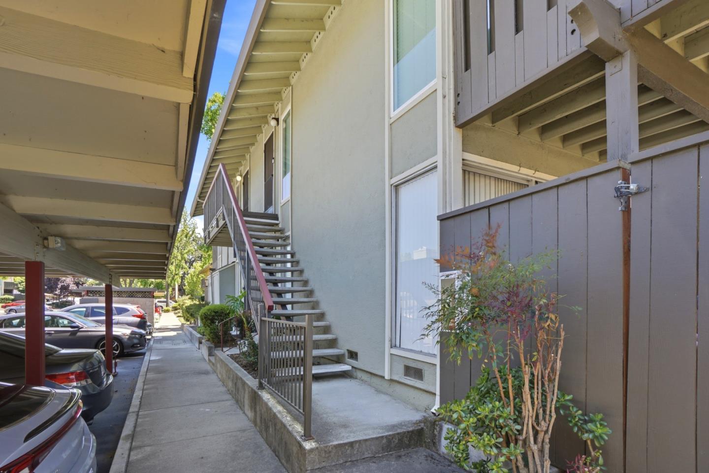 55 Massolo Drive, #H, Pleasant Hill, CA 94523