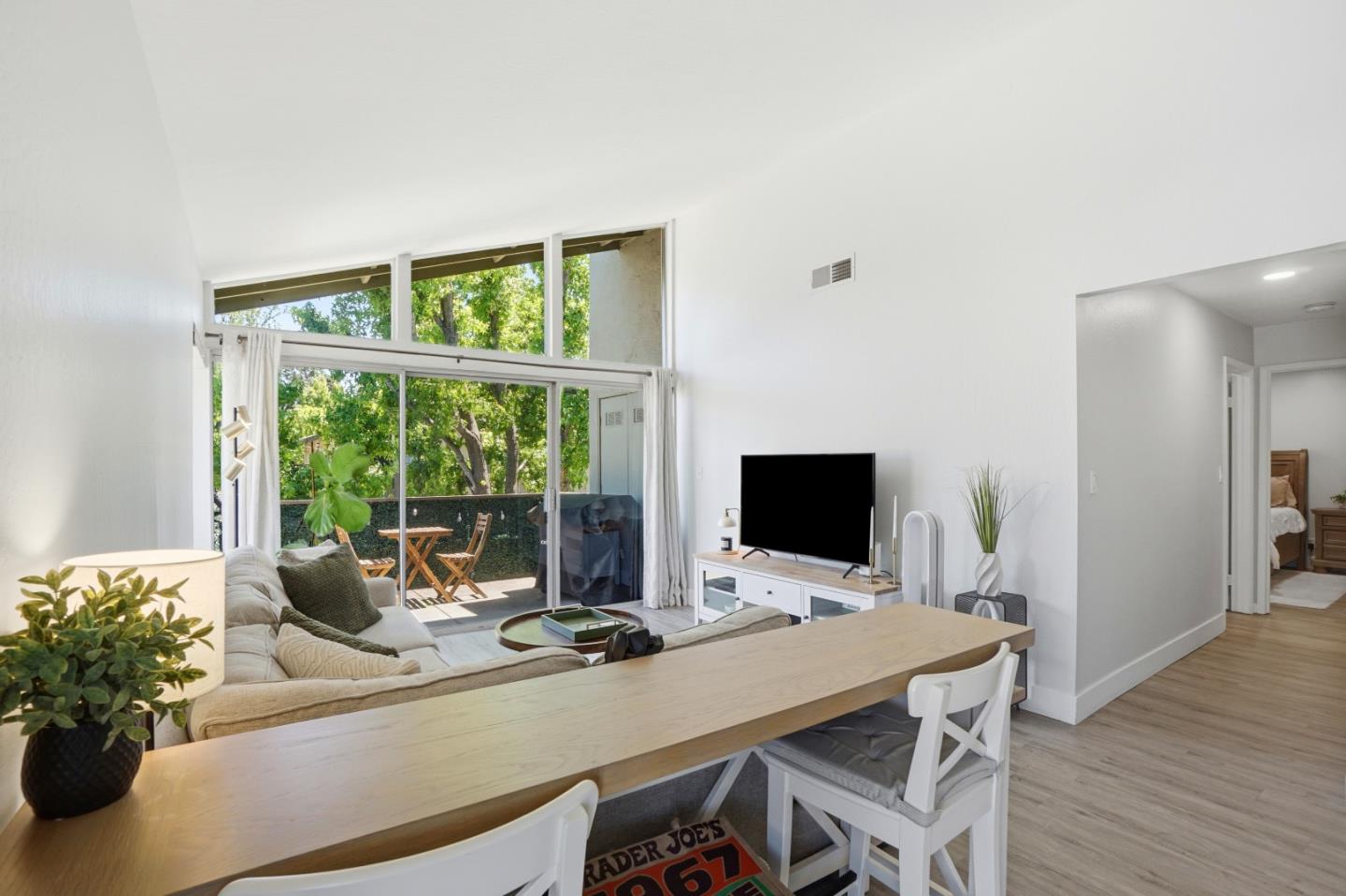 55 Massolo Drive, #H, Pleasant Hill, CA 94523