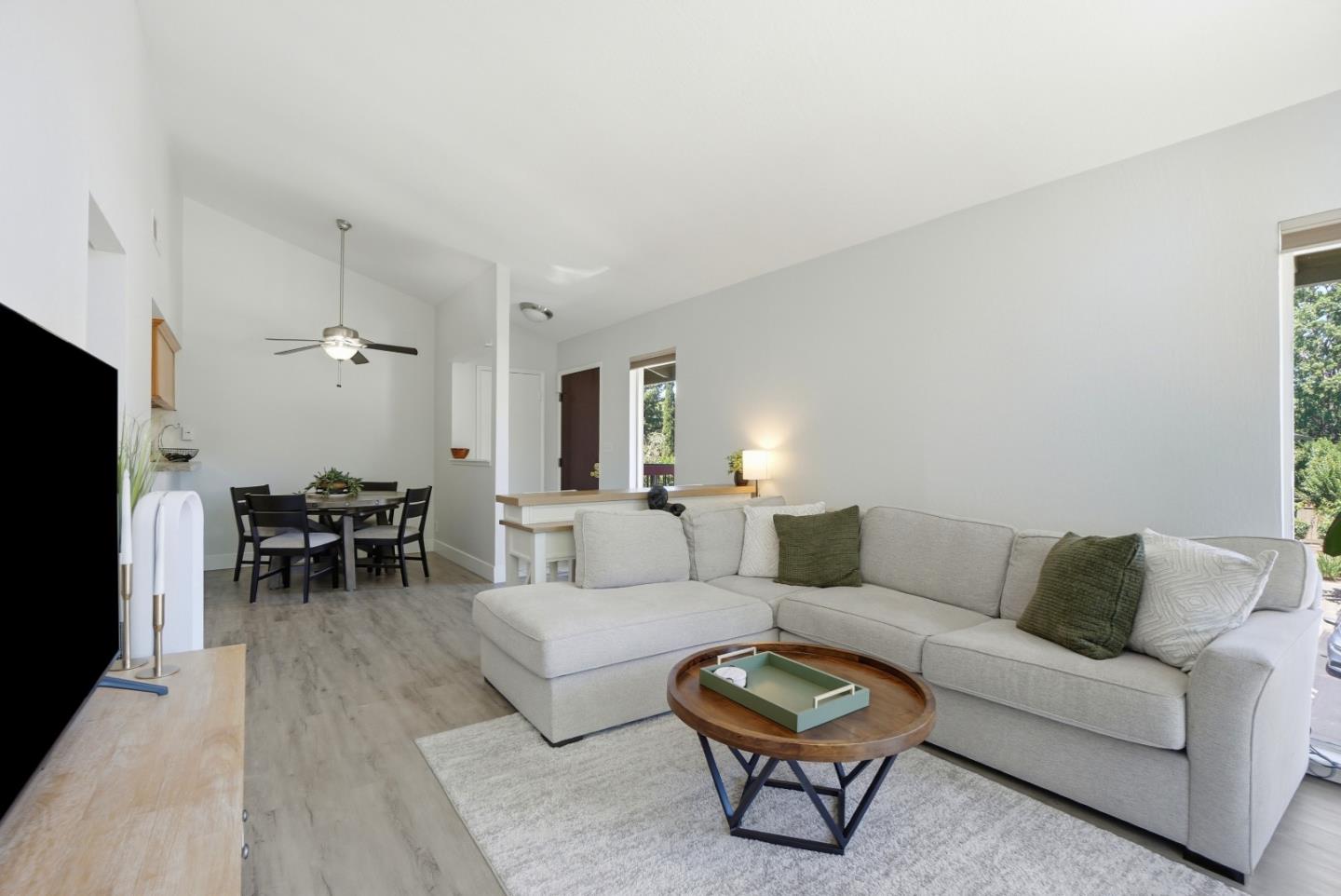 55 Massolo Drive, #H, Pleasant Hill, CA 94523