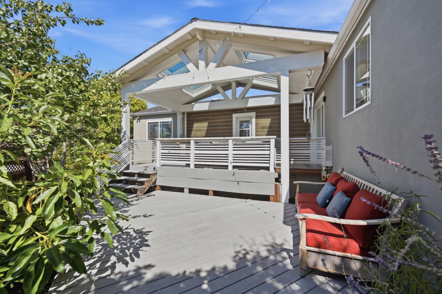 300 De Anza Avenue, SanCarlos, CA 94070