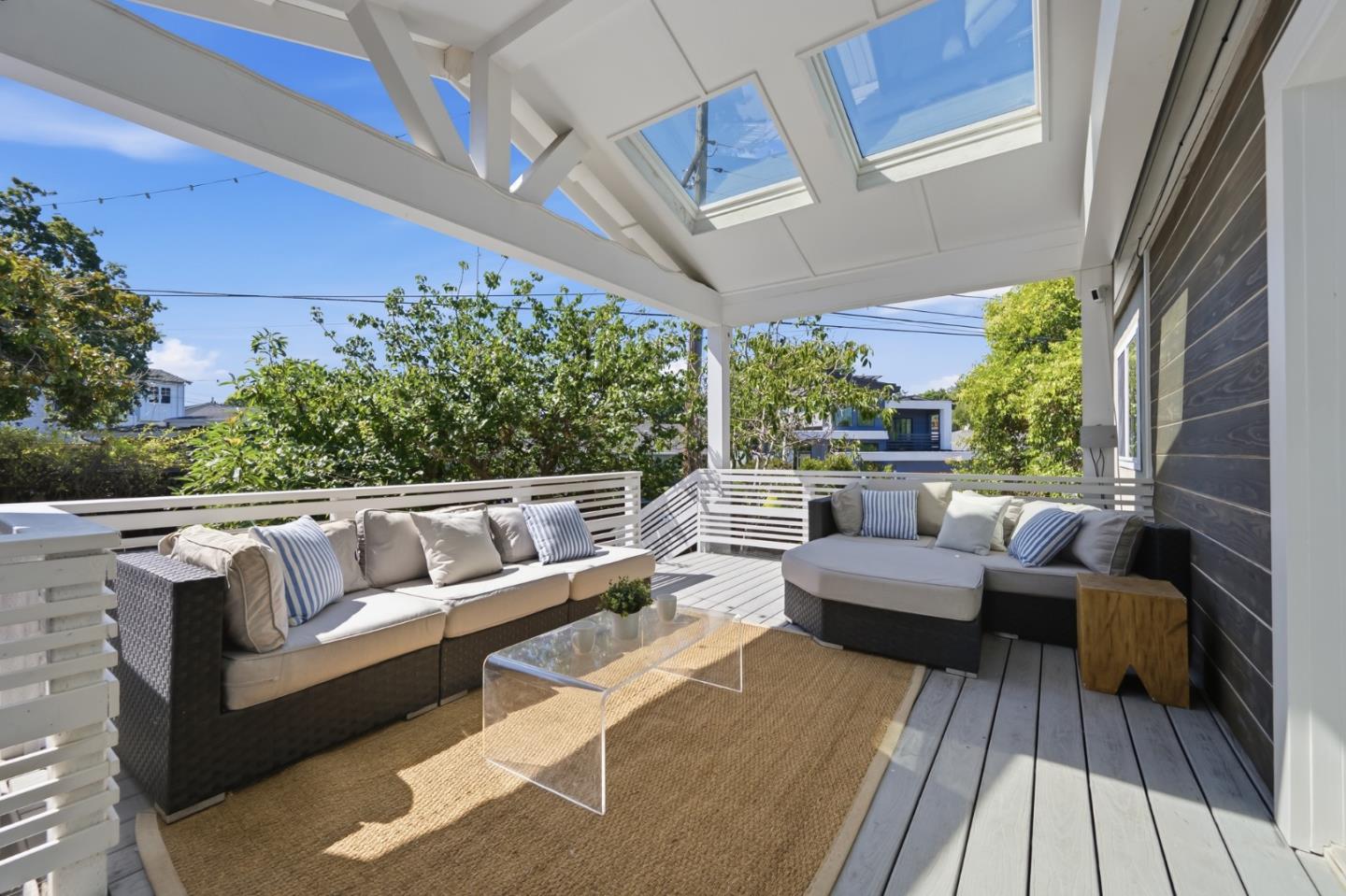 300 De Anza Avenue, SanCarlos, CA 94070