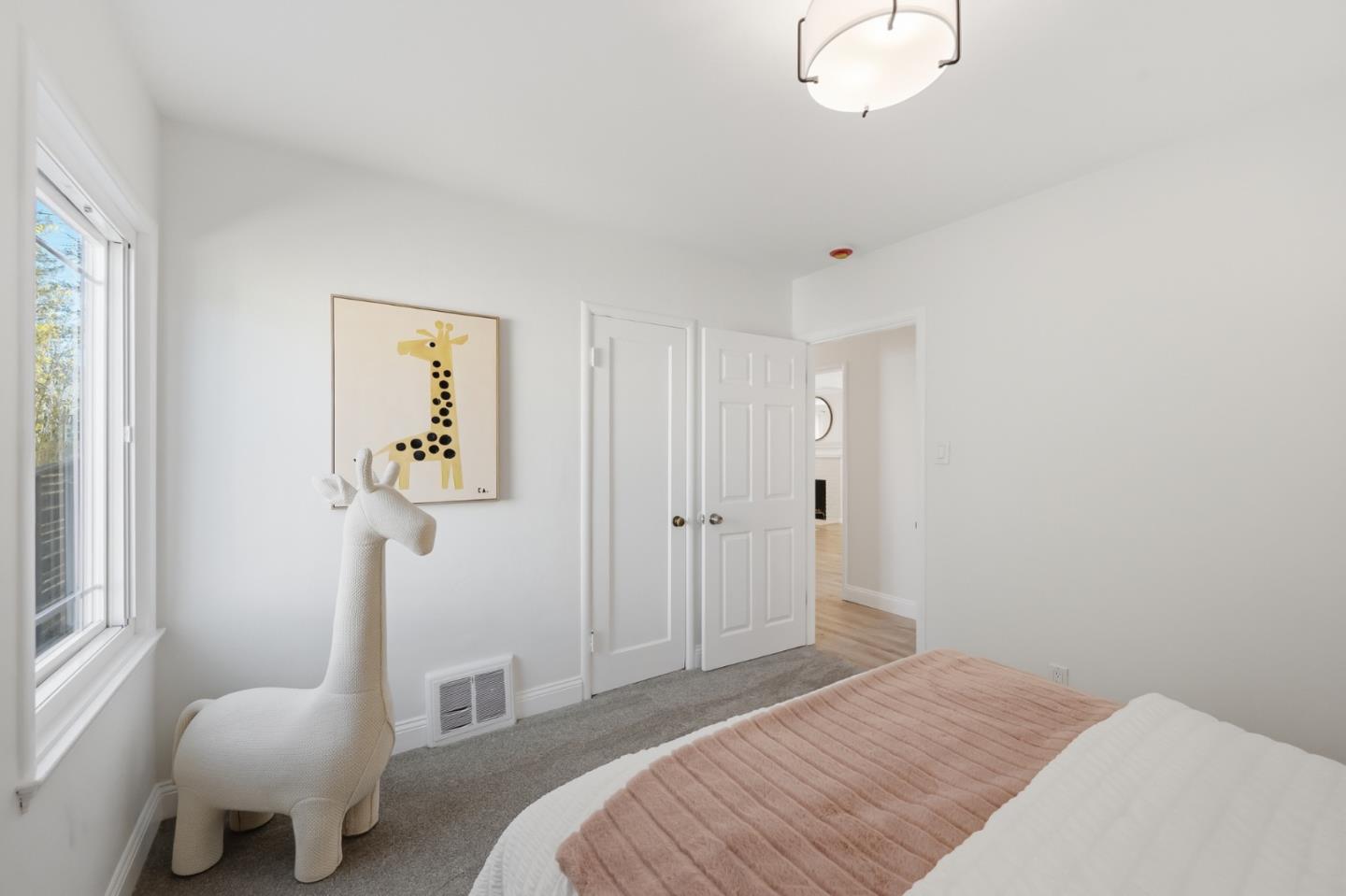 300 De Anza Avenue, SanCarlos, CA 94070