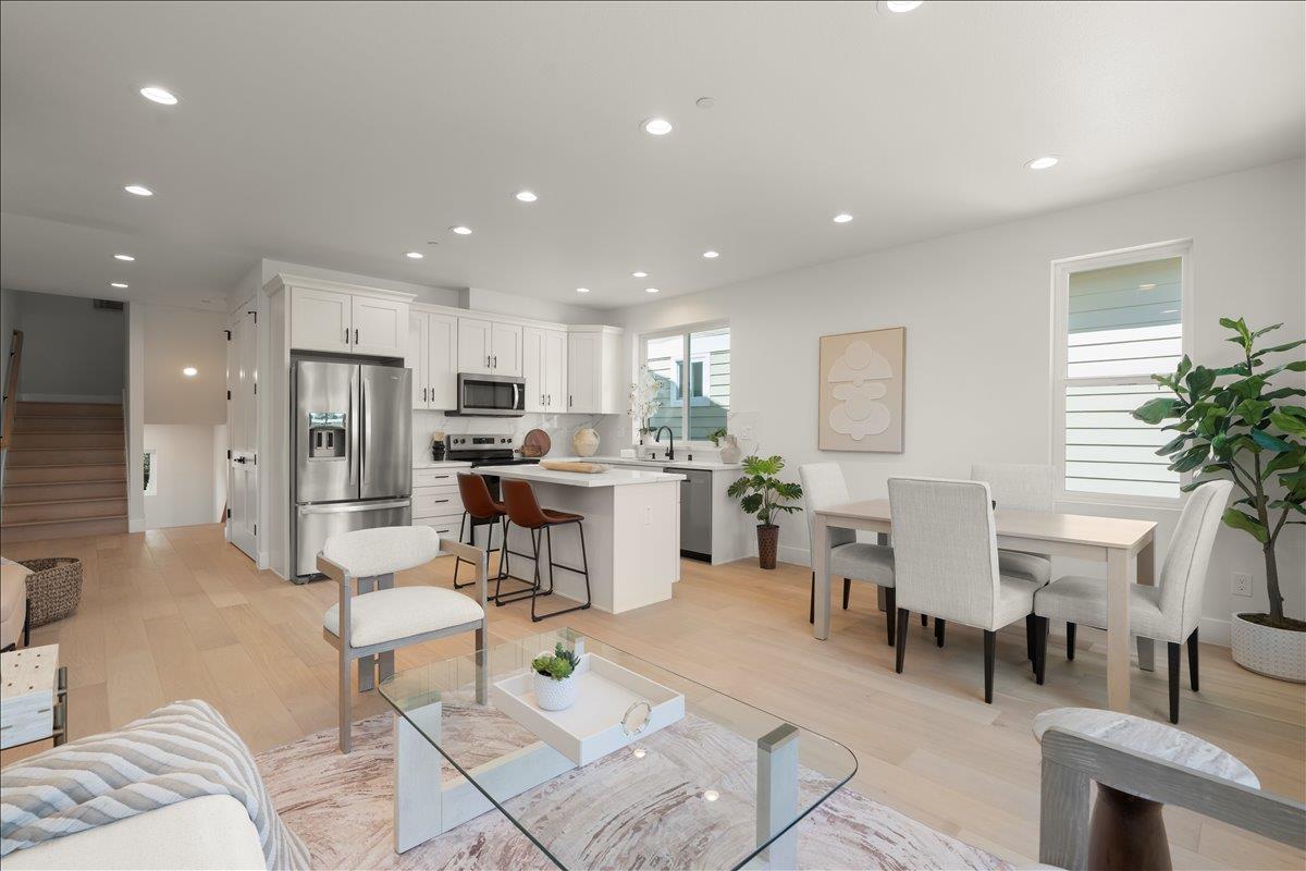 184 W. Rincon Ave, Campbell, CA 95008