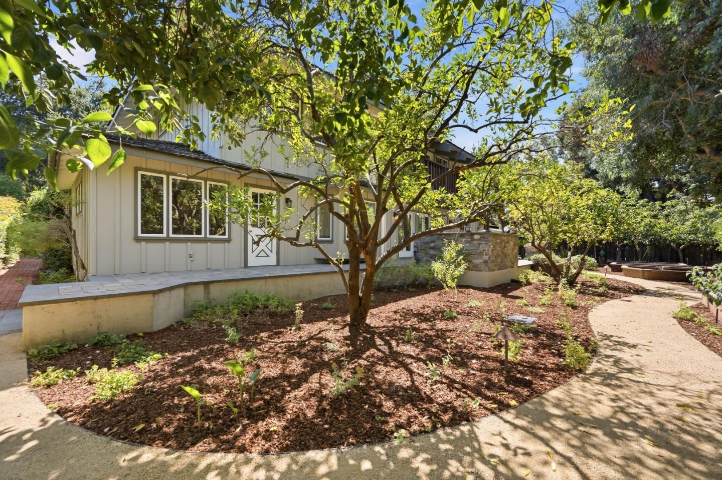 1021 Alegre Avenue, LosAltos, CA 94024
