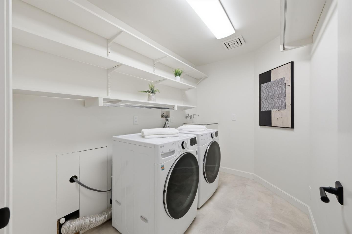 1021 Alegre Avenue, LosAltos, CA 94024