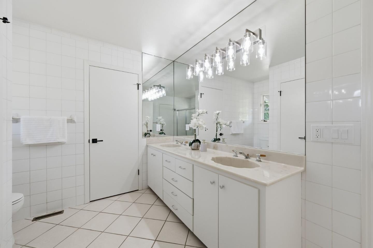 1021 Alegre Avenue, LosAltos, CA 94024