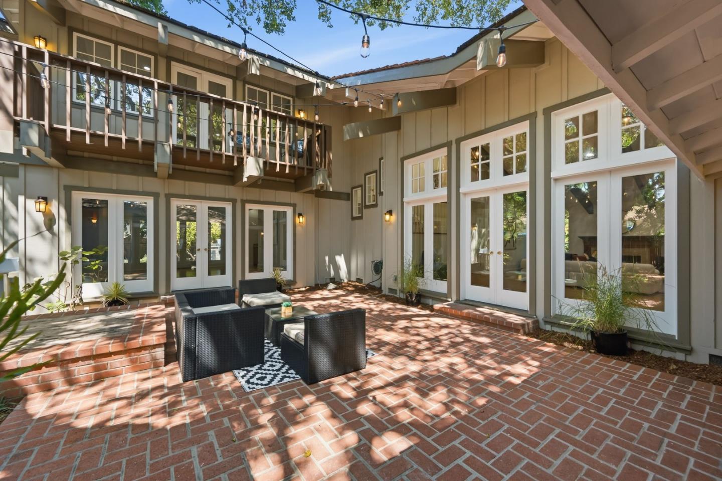 1021 Alegre Avenue, LosAltos, CA 94024