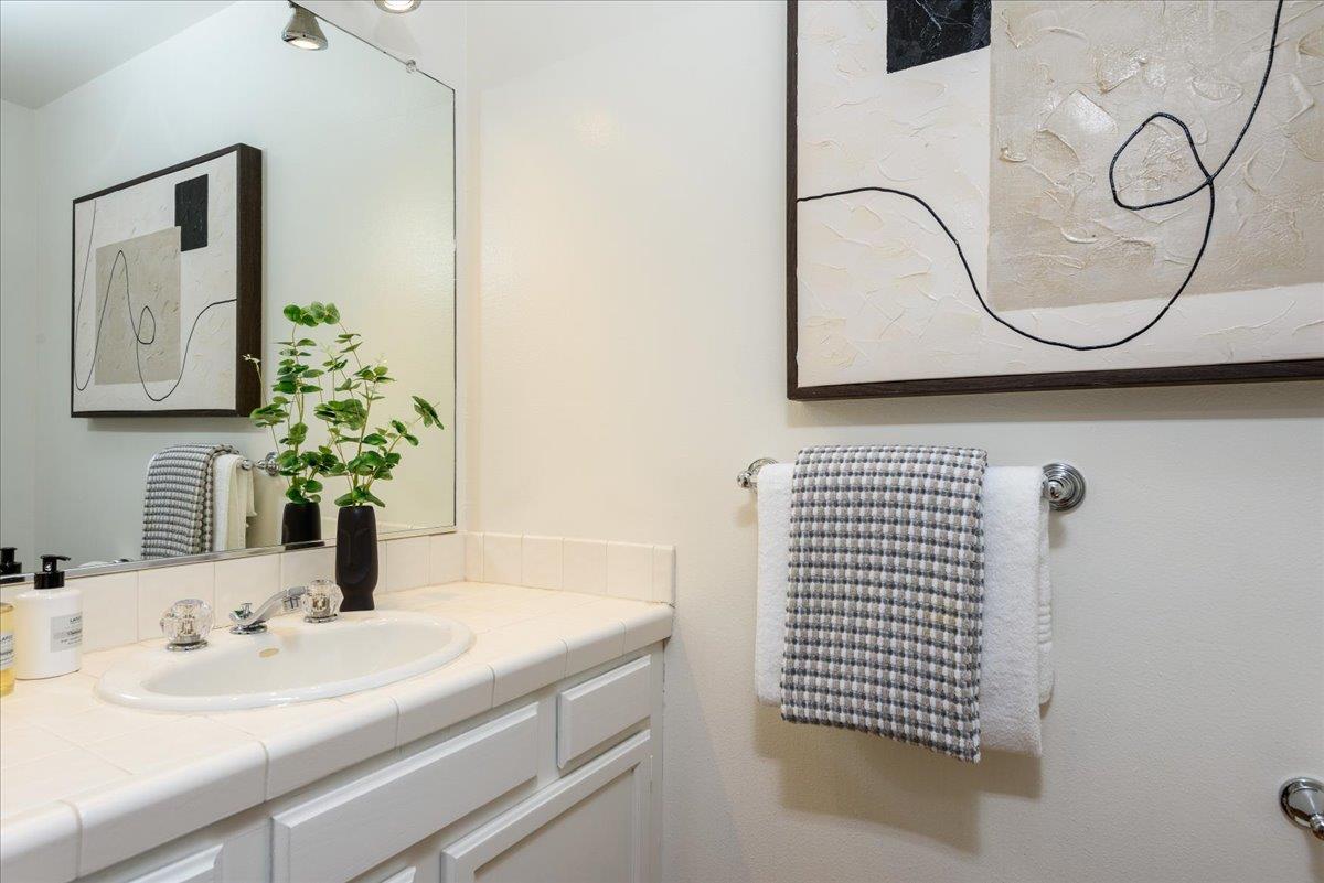 203 Sylvan Way, RedwoodCity, CA 94062