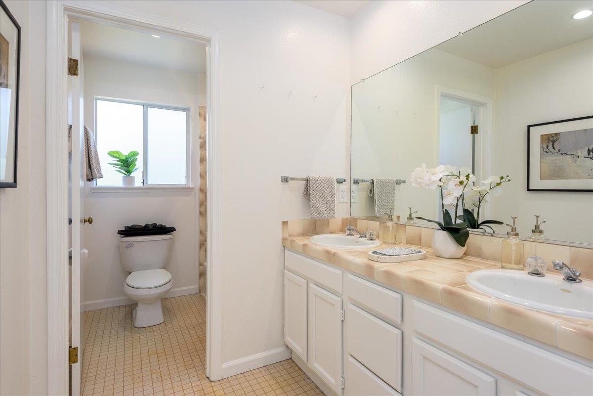 203 Sylvan Way, RedwoodCity, CA 94062