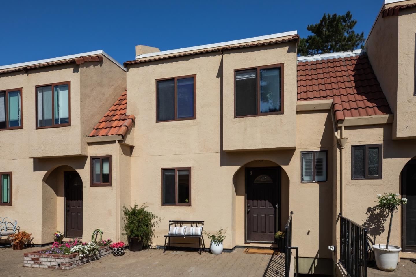 229 East Bellevue Avenue, #9, SanMateo, CA 94401