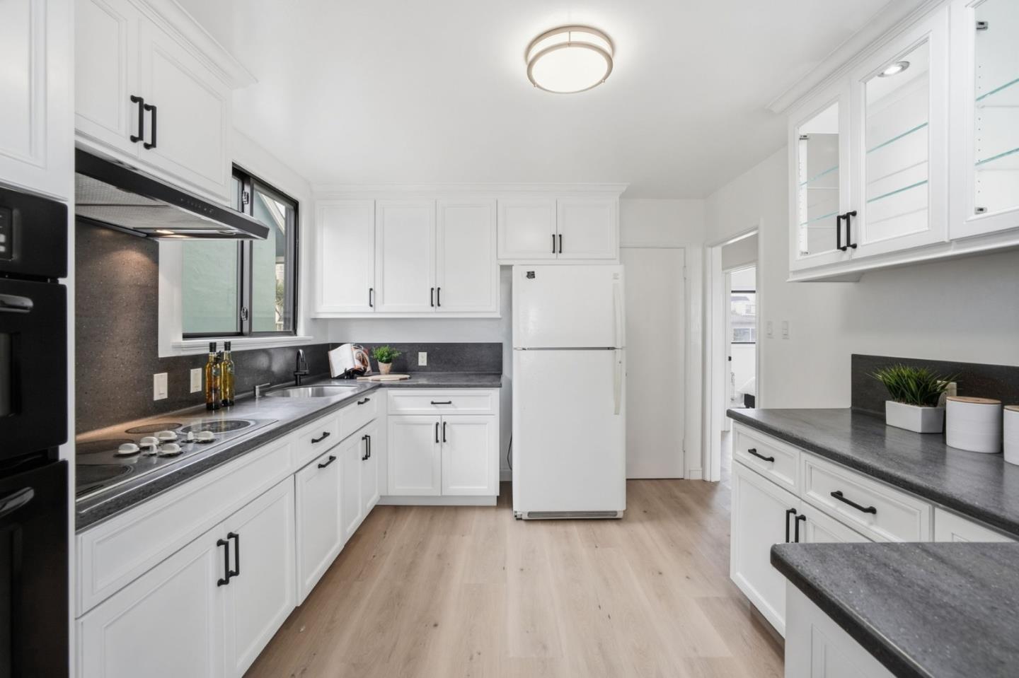 67 Avalon Drive, DalyCity, CA 94015