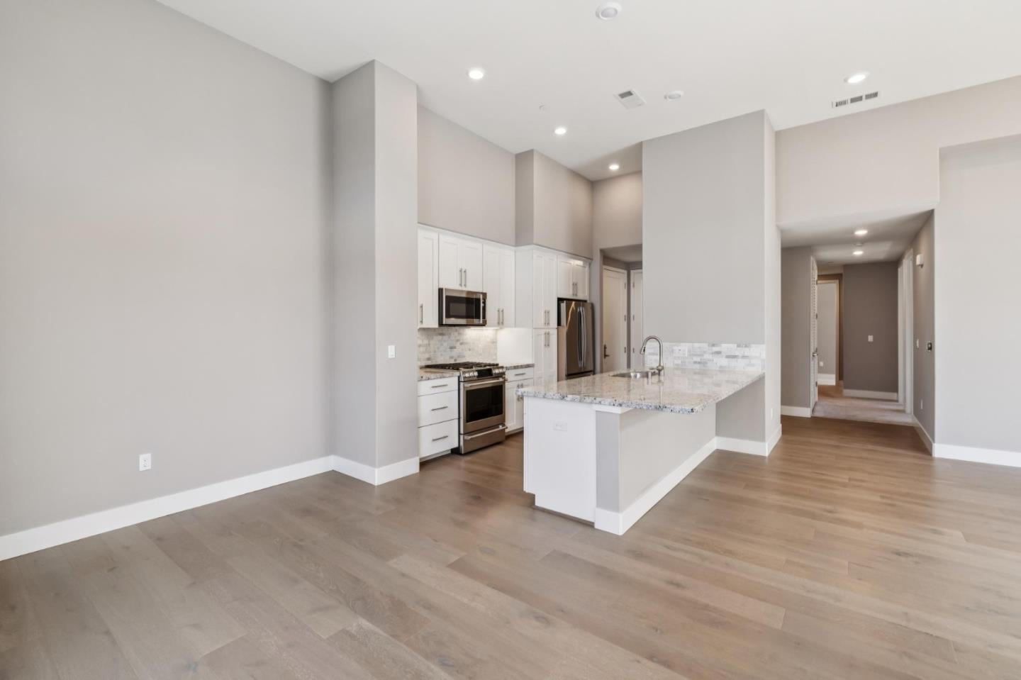 708 Thayer Lane, #404, FosterCity, CA 94404