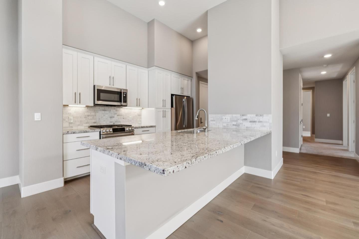 708 Thayer Lane, #404, FosterCity, CA 94404