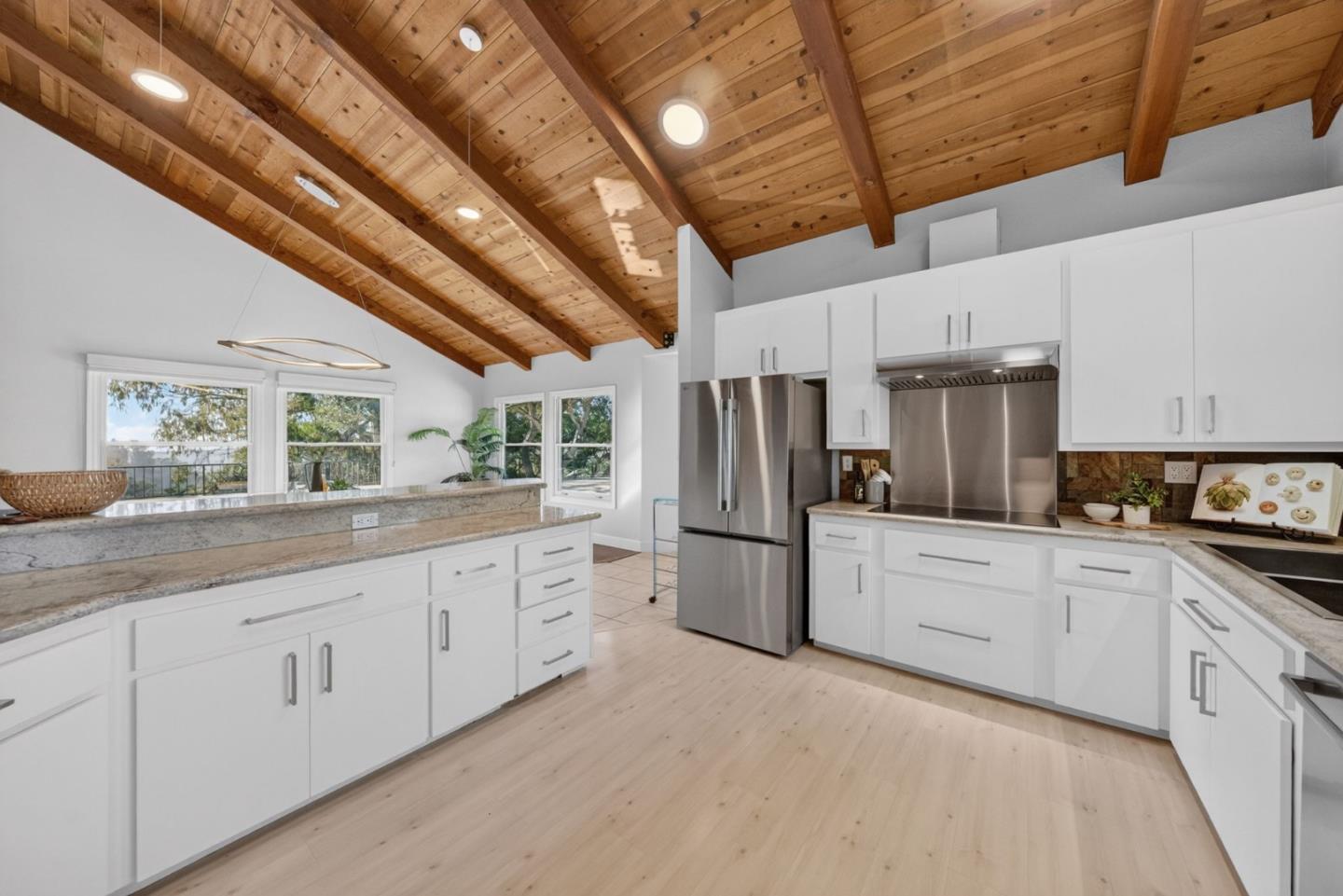 18740 Victoria Lane, Prunedale, CA 93907