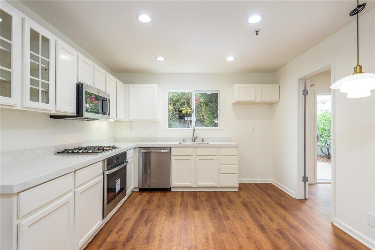 3 Bay Landing, SanMateo, CA 94401