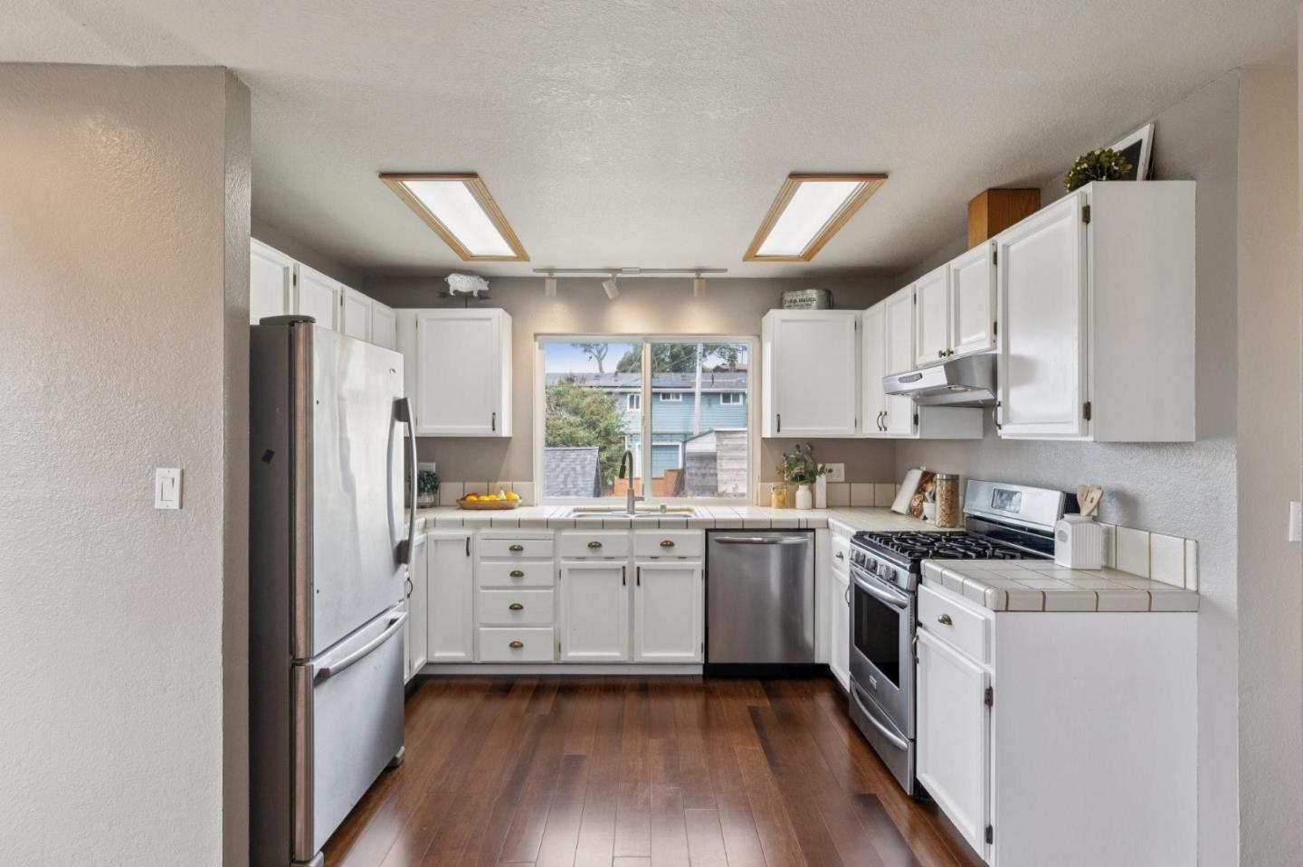 909 Etheldore Street, MossBeach, CA 94038