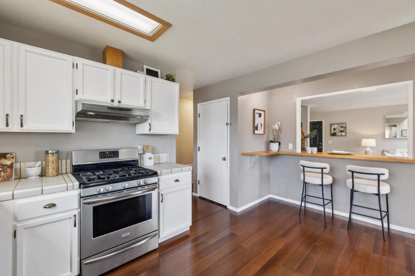 909 Etheldore Street, MossBeach, CA 94038