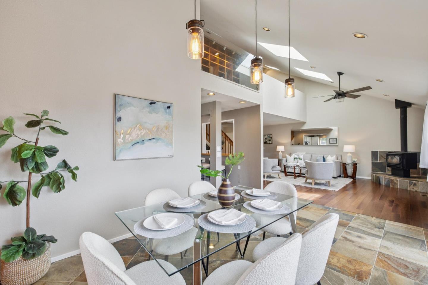 909 Etheldore Street, MossBeach, CA 94038