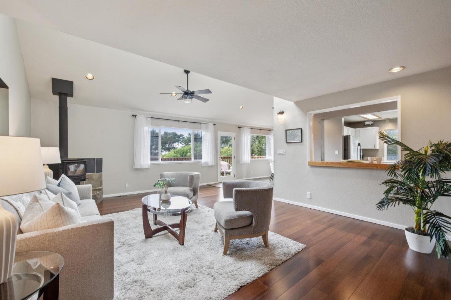 909 Etheldore Street, MossBeach, CA 94038
