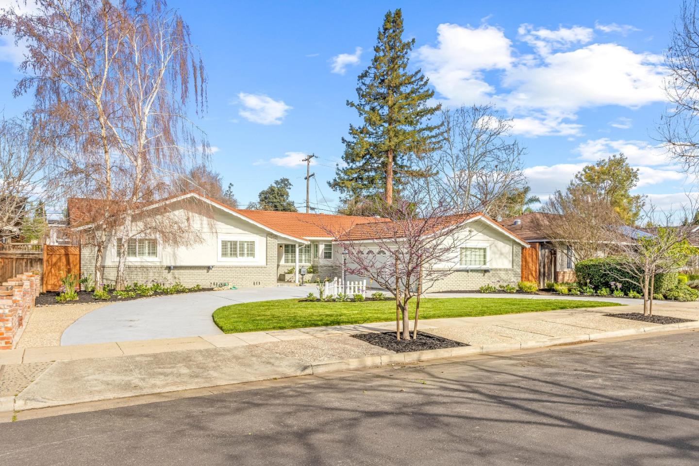2320 Mazzaglia Avenue, SanJose, CA 95125