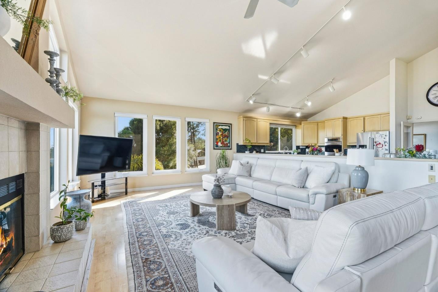 200 Marthas Way, Aptos, CA 95003
