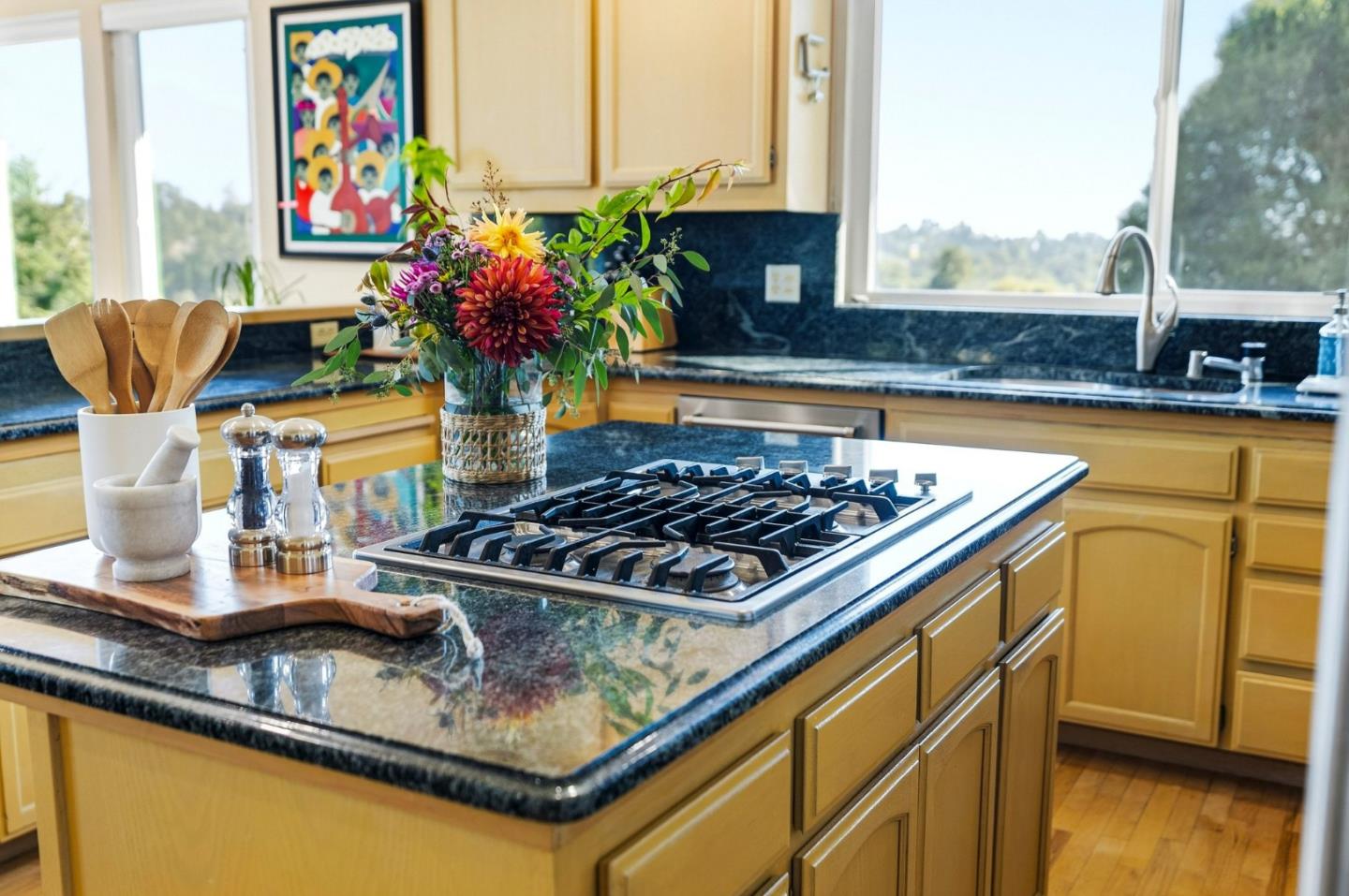 200 Marthas Way, Aptos, CA 95003