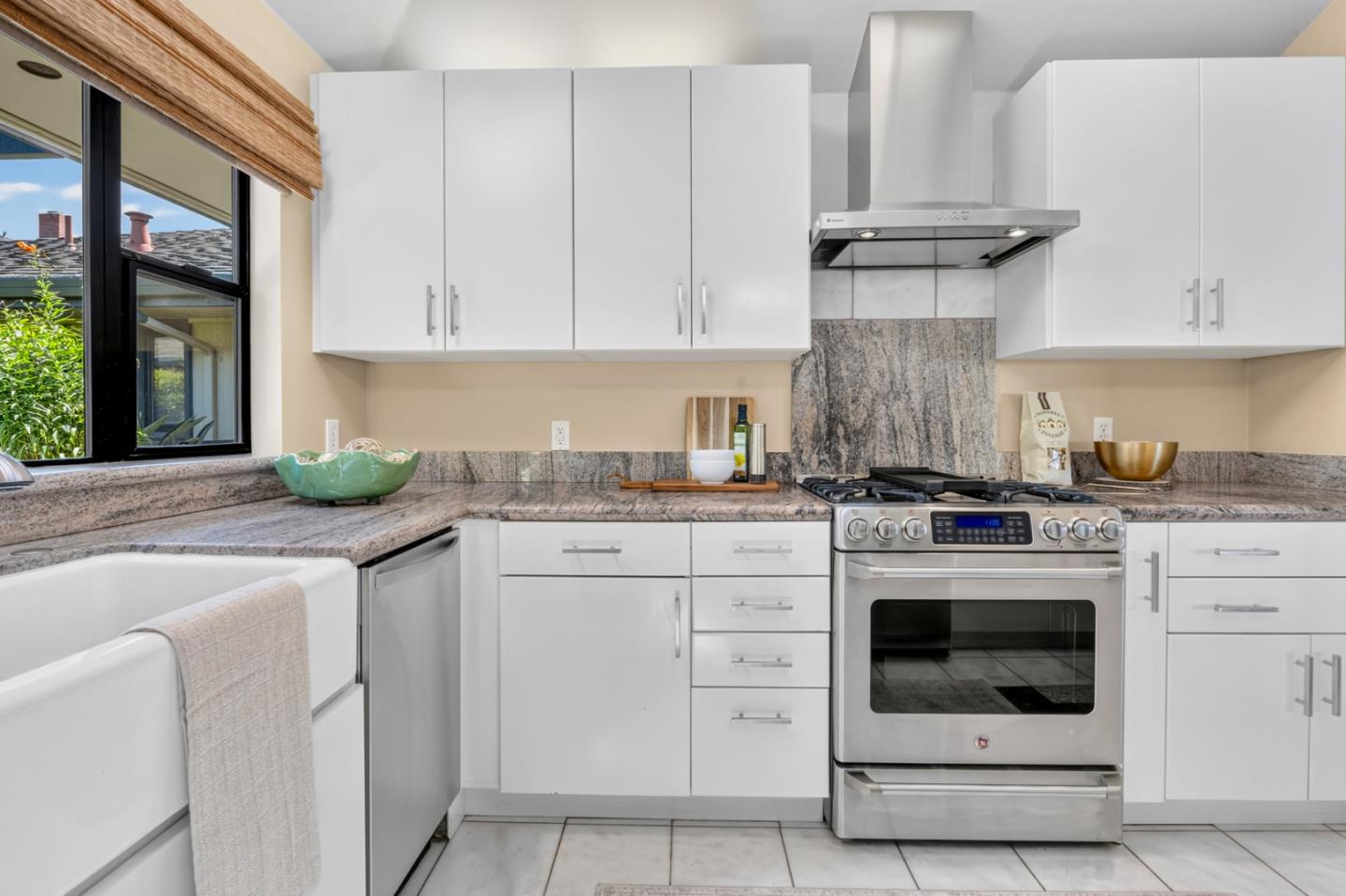 37 Del Mesa Carmel, Carmel, CA 93923