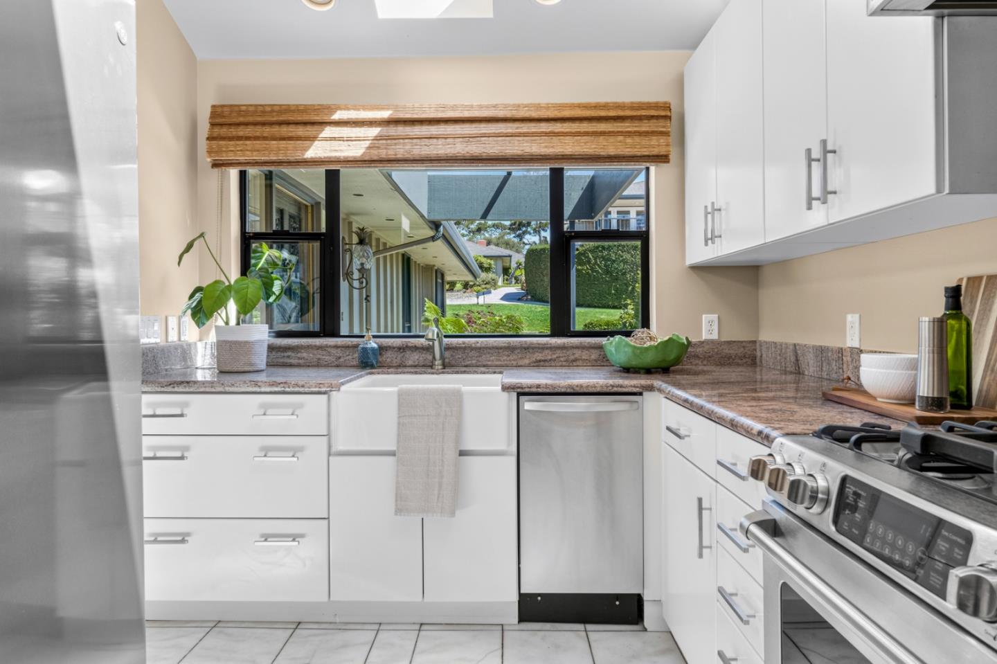 37 Del Mesa Carmel, Carmel, CA 93923