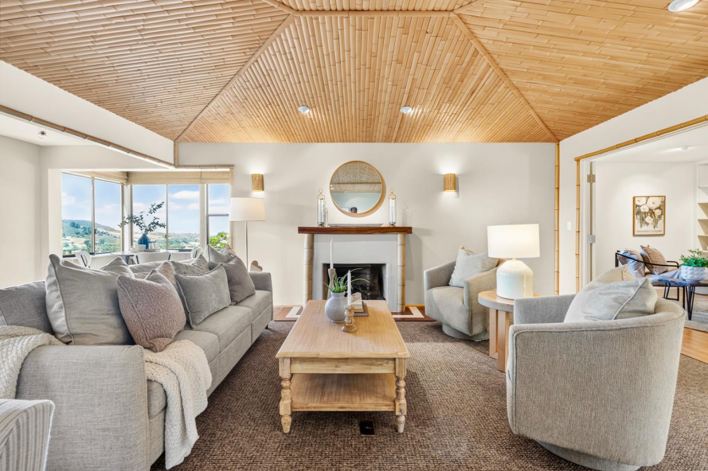 37 Del Mesa Carmel, Carmel, CA 93923