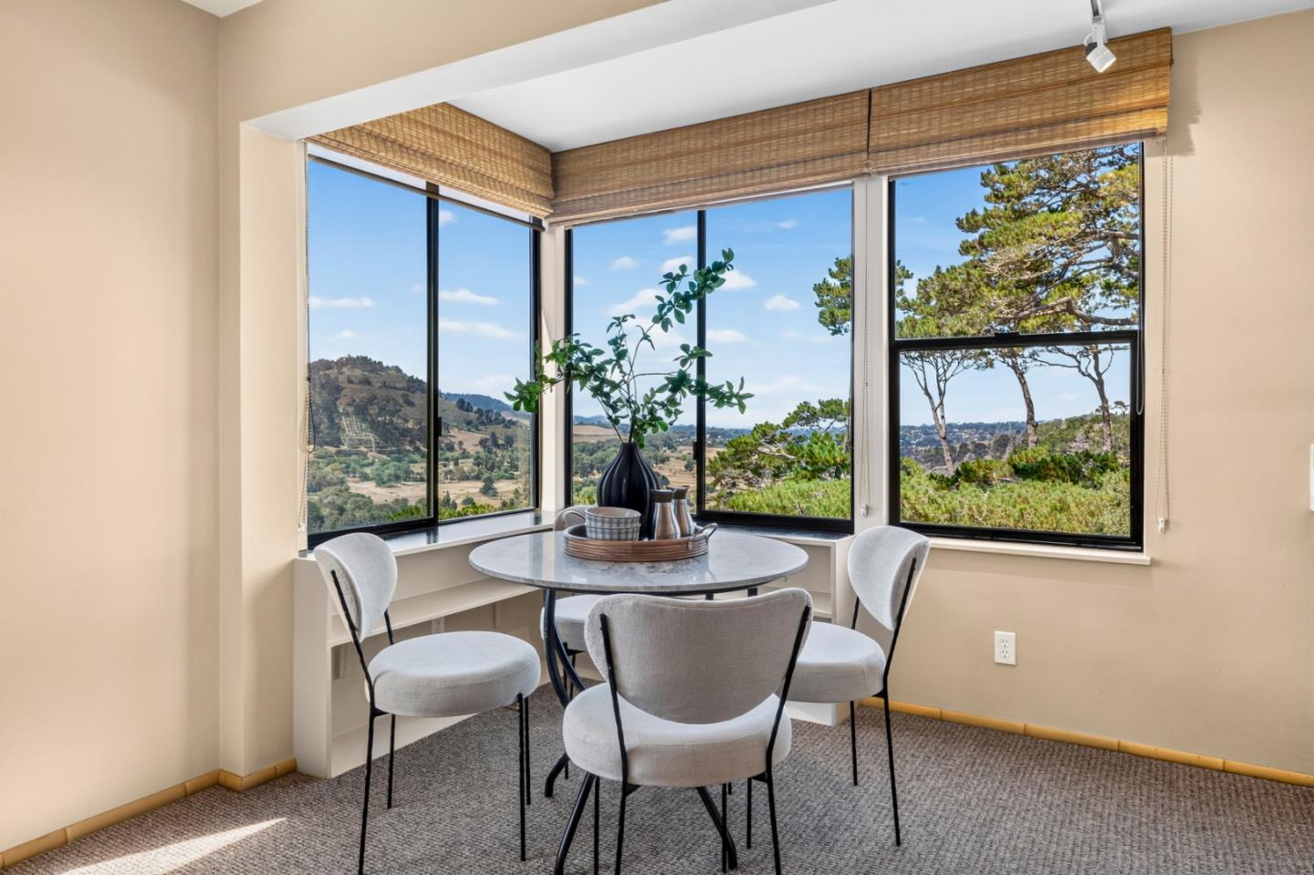 37 Del Mesa Carmel, Carmel, CA 93923