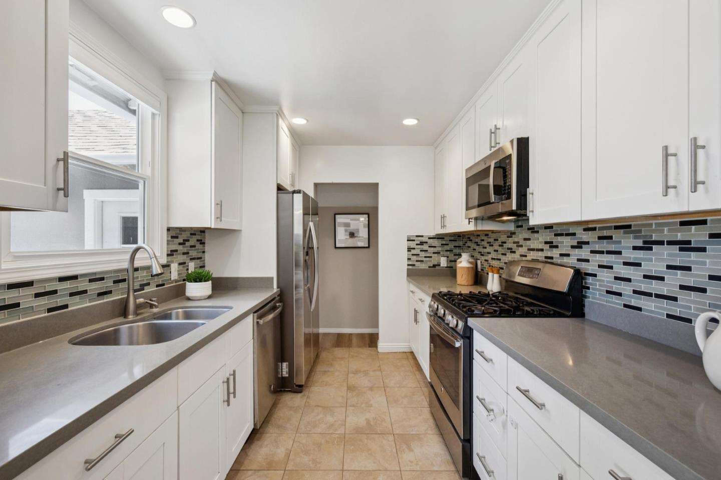 1080 Judson Street, Belmont, CA 94002