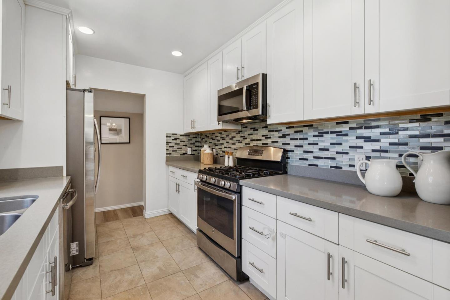 1080 Judson Street, Belmont, CA 94002