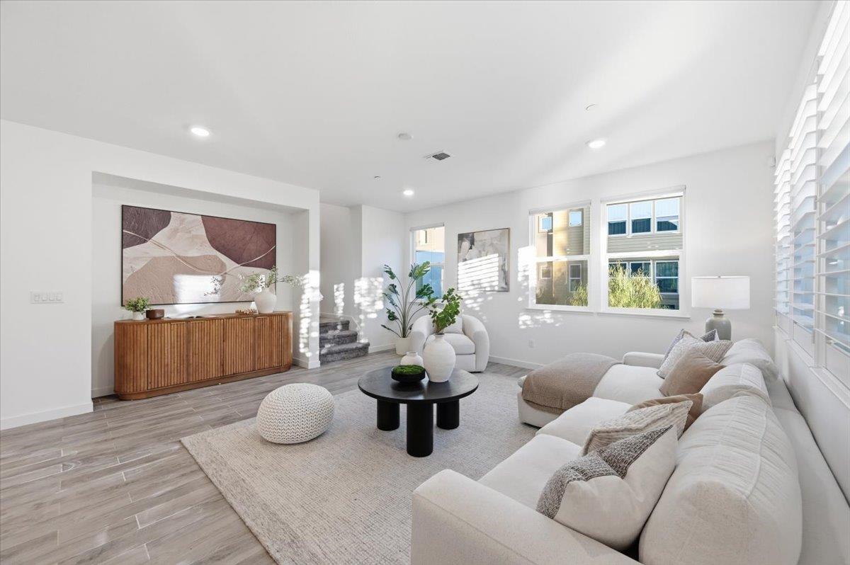 1802 Midnight Circle, SanJose, CA 95133