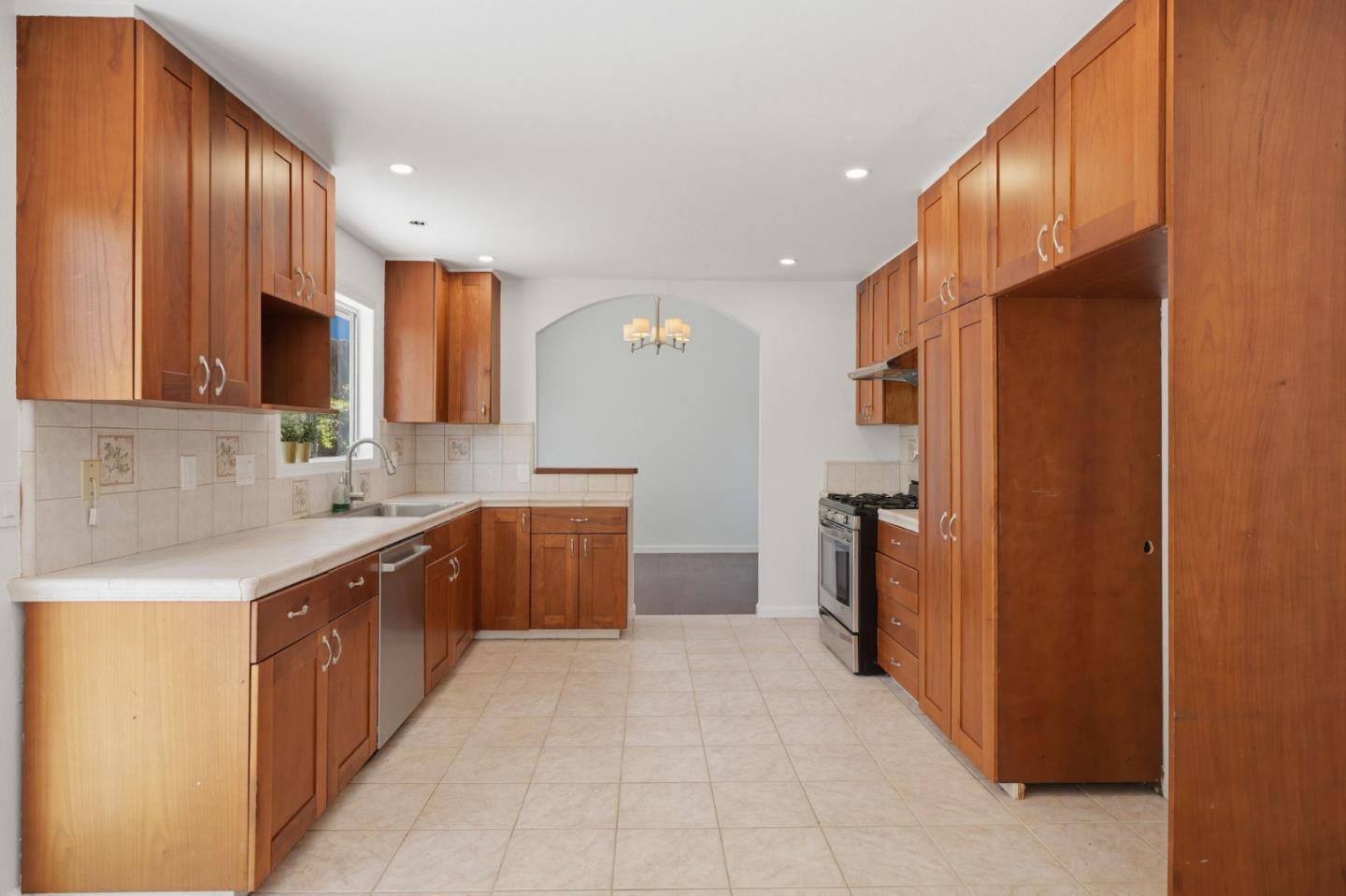 617 Pebble Drive, ElSobrante, CA 94803