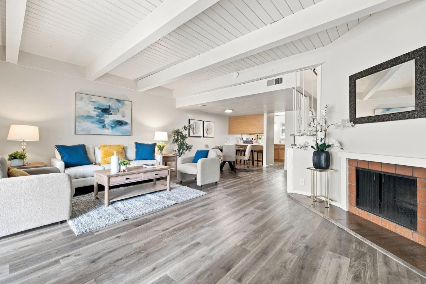 10459 Mary Avenue, Cupertino, CA 95014