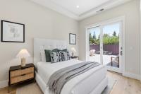 3990 Laguna Avenue, PaloAlto, CA 94306