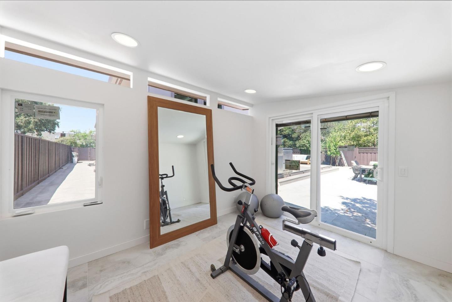 3990 Laguna Avenue, PaloAlto, CA 94306