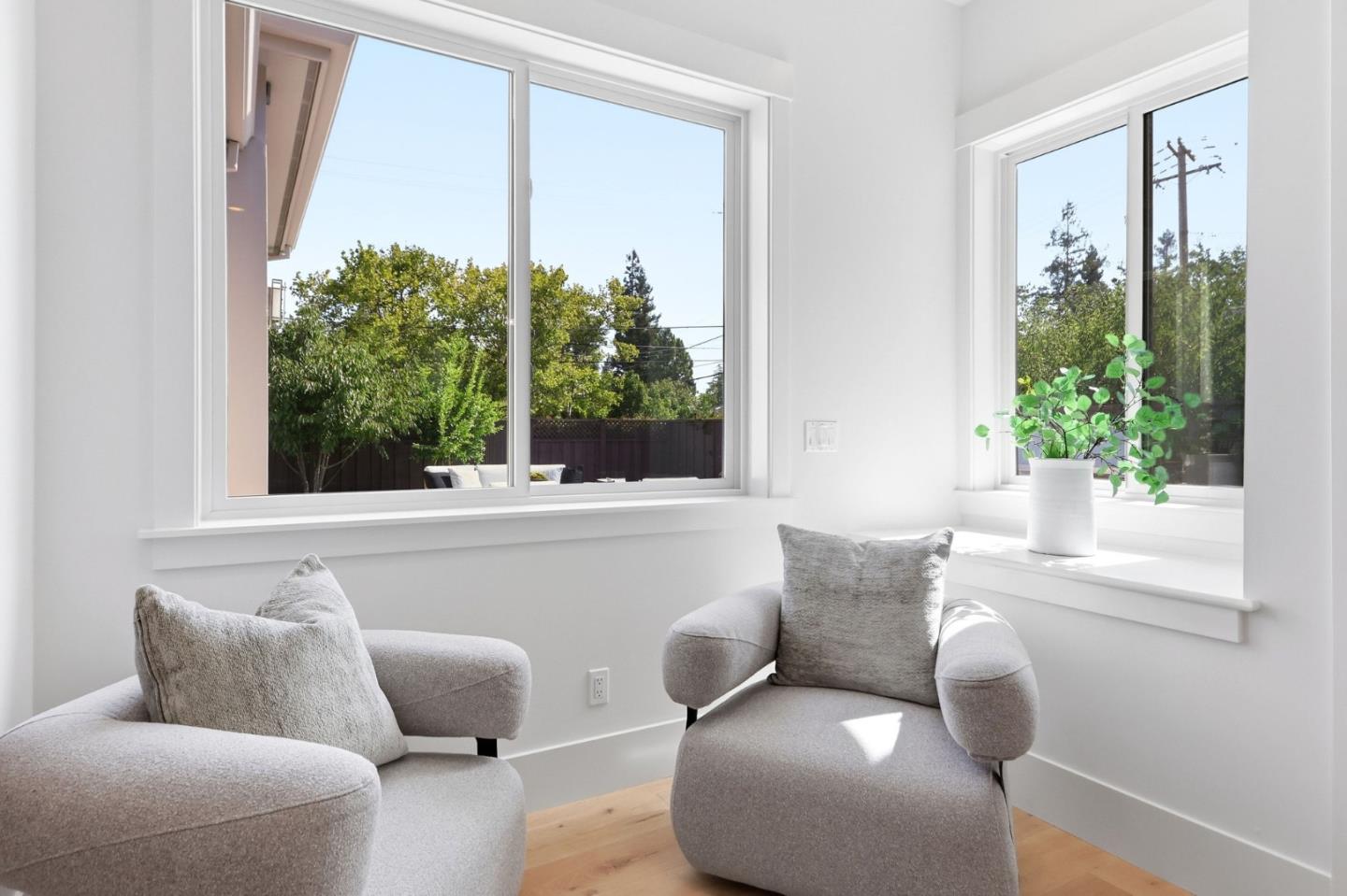 3990 Laguna Avenue, PaloAlto, CA 94306