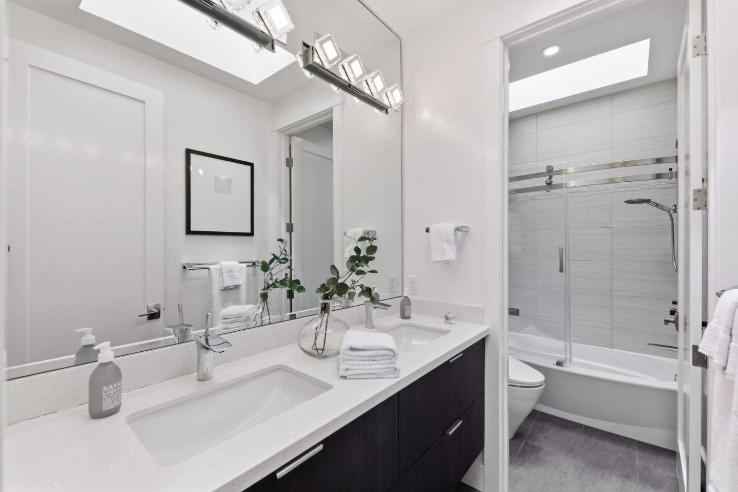 3990 Laguna Avenue, PaloAlto, CA 94306