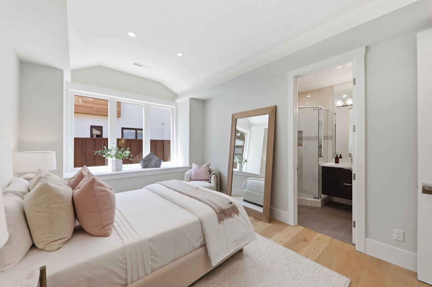 3990 Laguna Avenue, PaloAlto, CA 94306