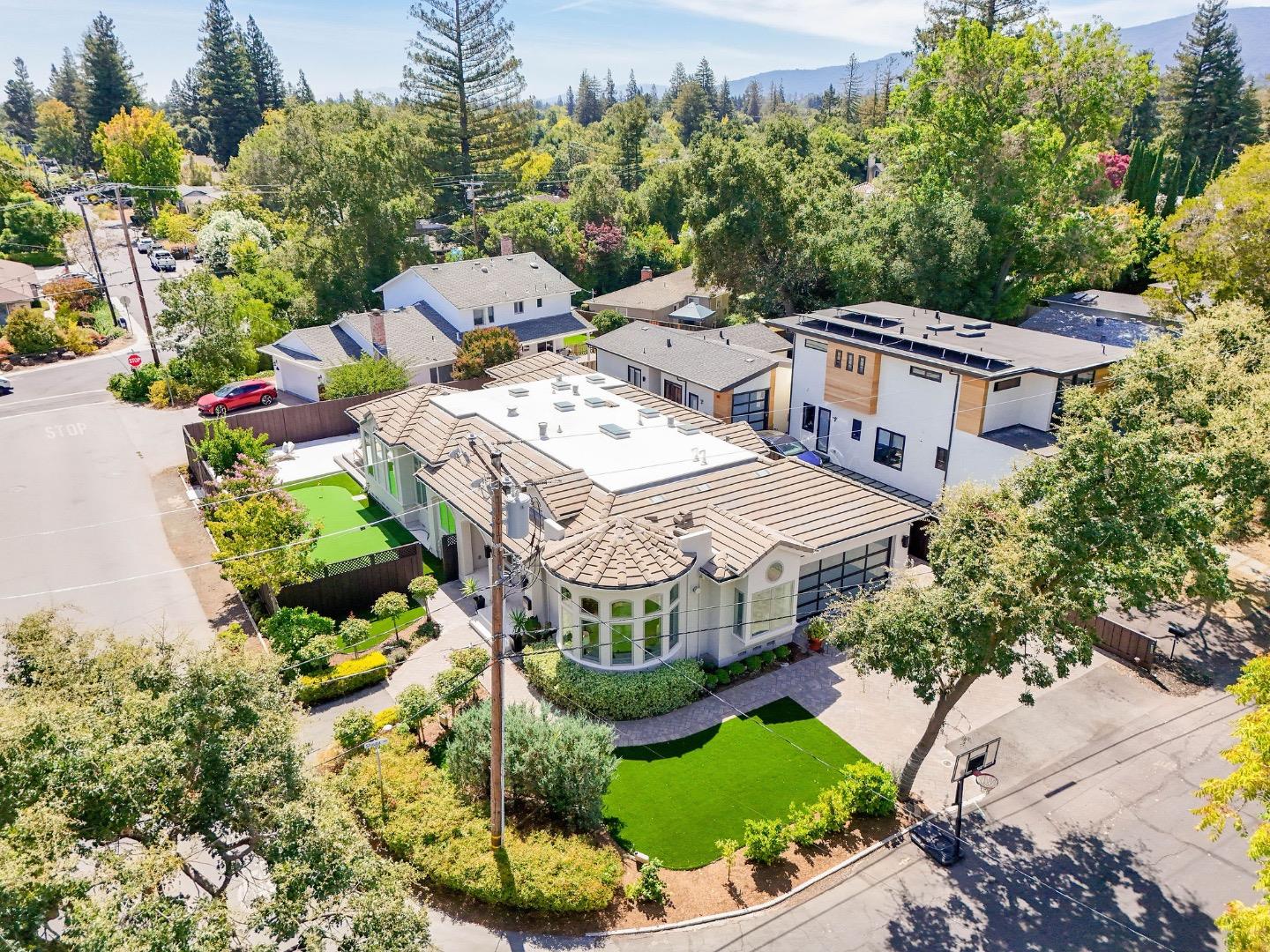 3990 Laguna Avenue, PaloAlto, CA 94306