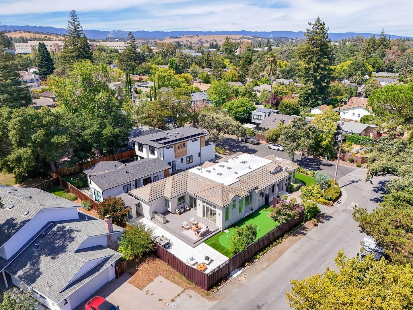 3990 Laguna Avenue, PaloAlto, CA 94306