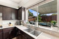 911 Trinity Drive, Hollister, CA 95023